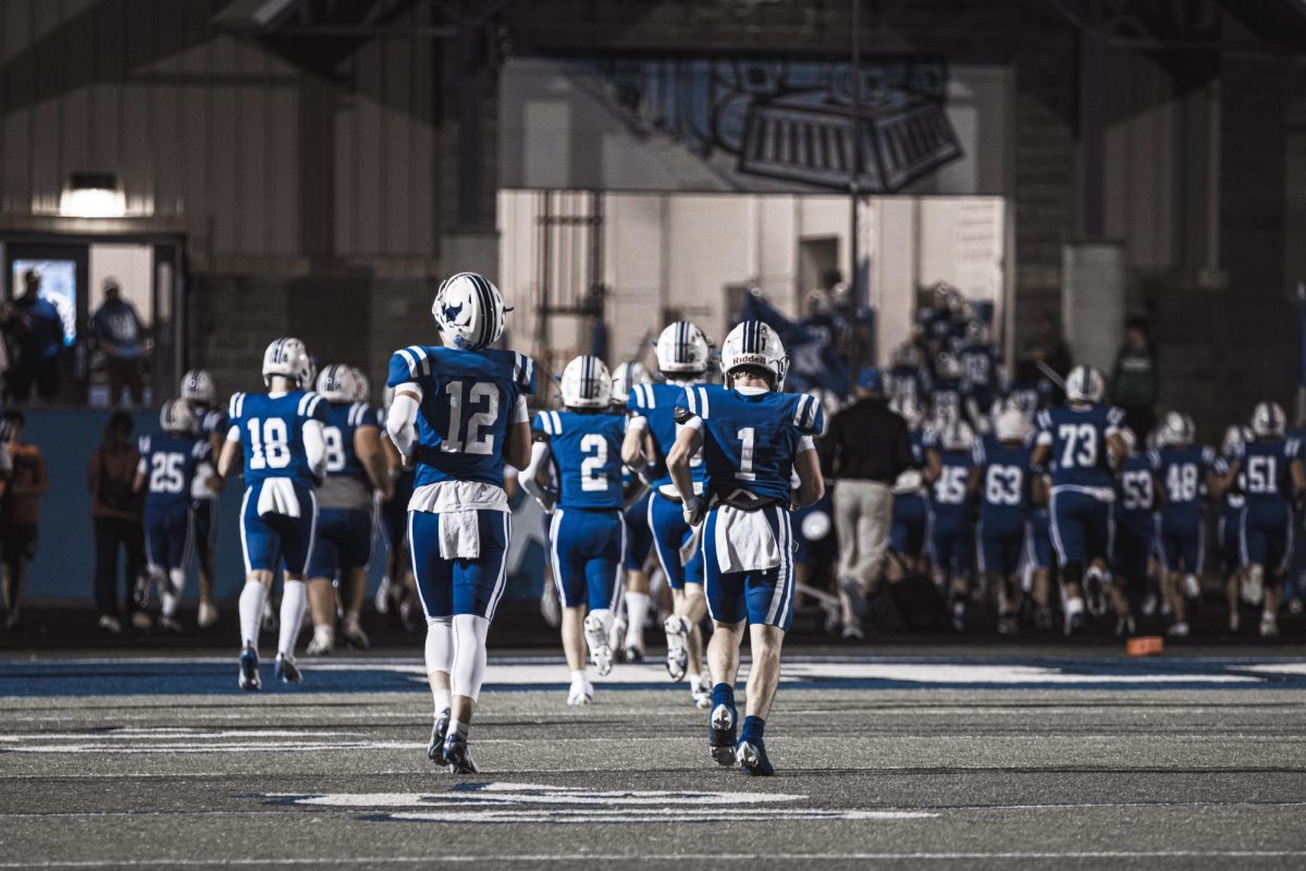 Rogers Mounties football team heading in to the locker room for half time.
Photo | v8media on Instagram